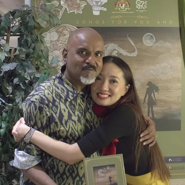 What I learnt from grief this year

That it changes you.

That great grief does not exist without gr...